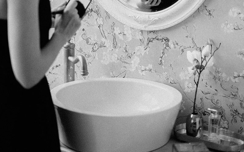 Delo blogpost – i miscelatori a corpo alto – lavabo a bacinella retrò Delo blogpost - i miscelatori a corpo alto - lavabo a bacinella retrò