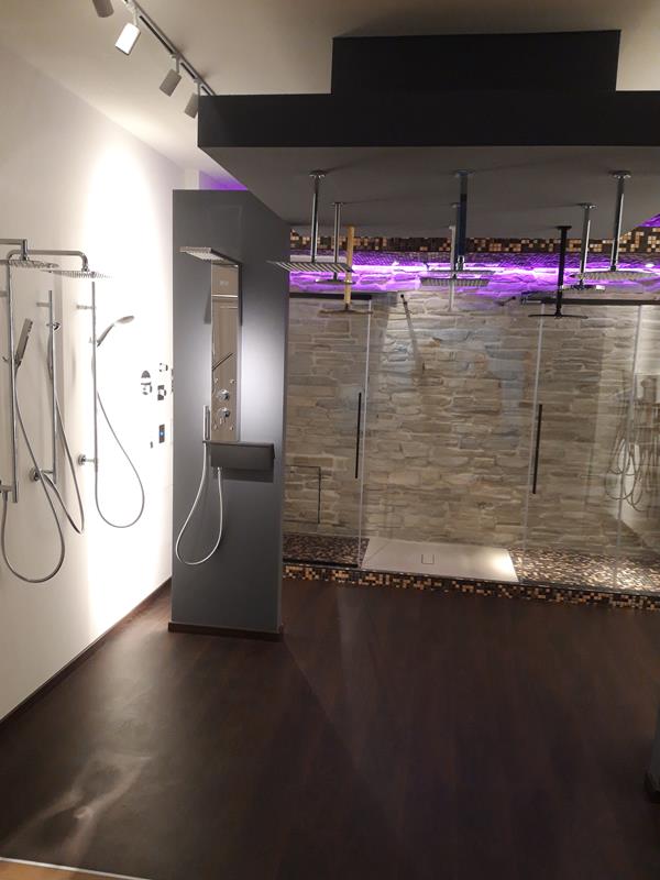 idromarket laveno delo showroom foto03