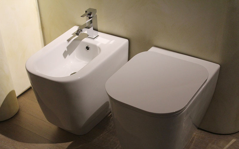 Delo blogpost - curiosita bagno - bidet e wc_