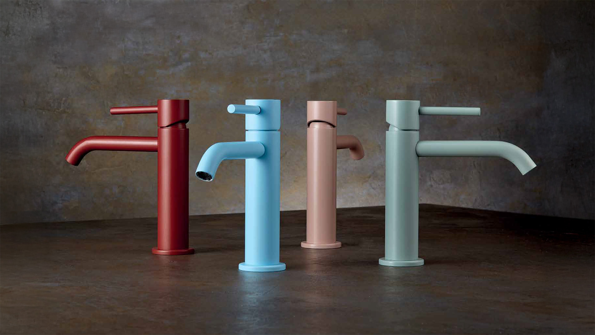 delo blogpost - rubinetteria bagno colorata